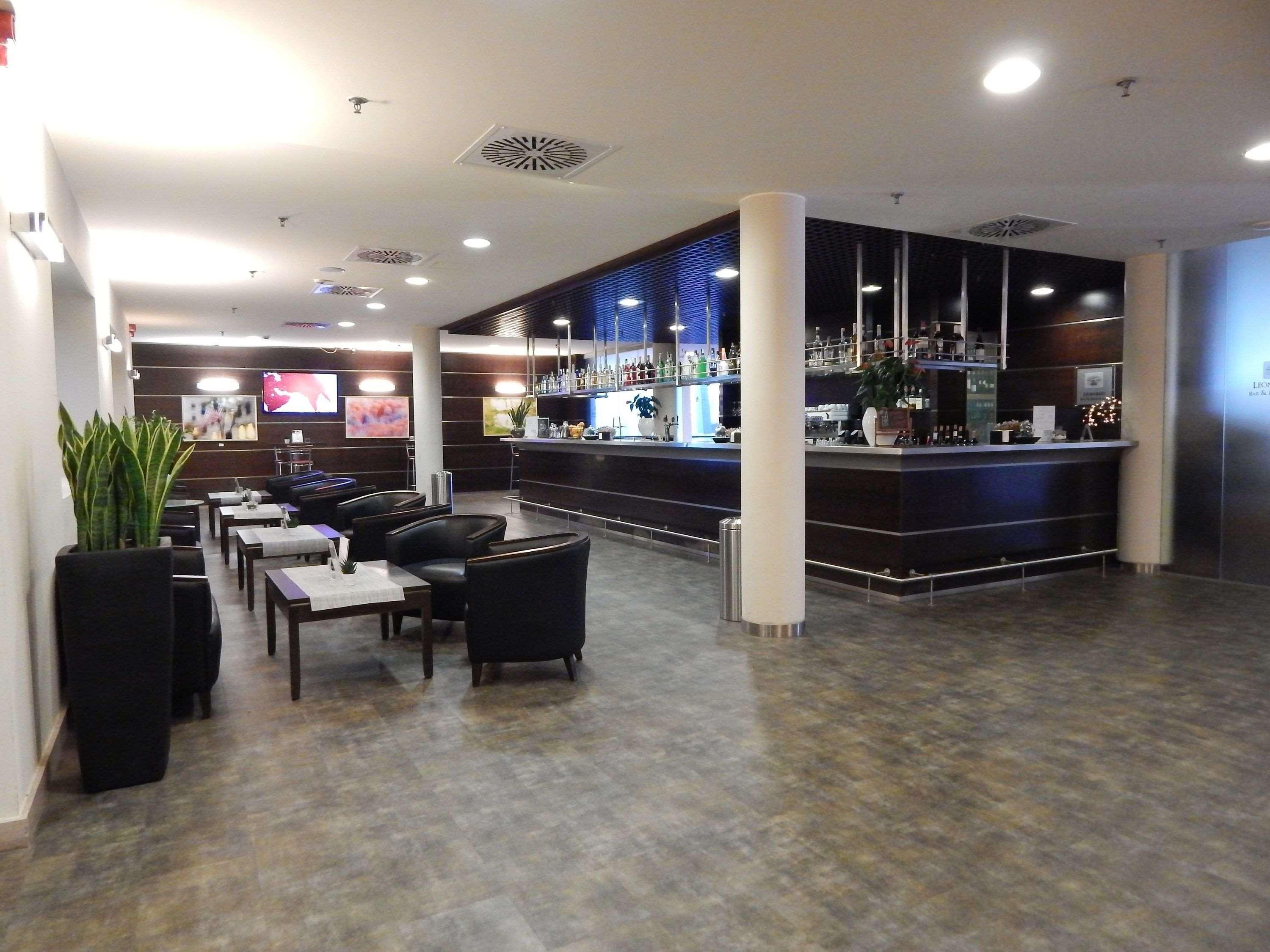 Mercure Leonardo Da Vinci Rome Airport Fiumicino Exterior photo