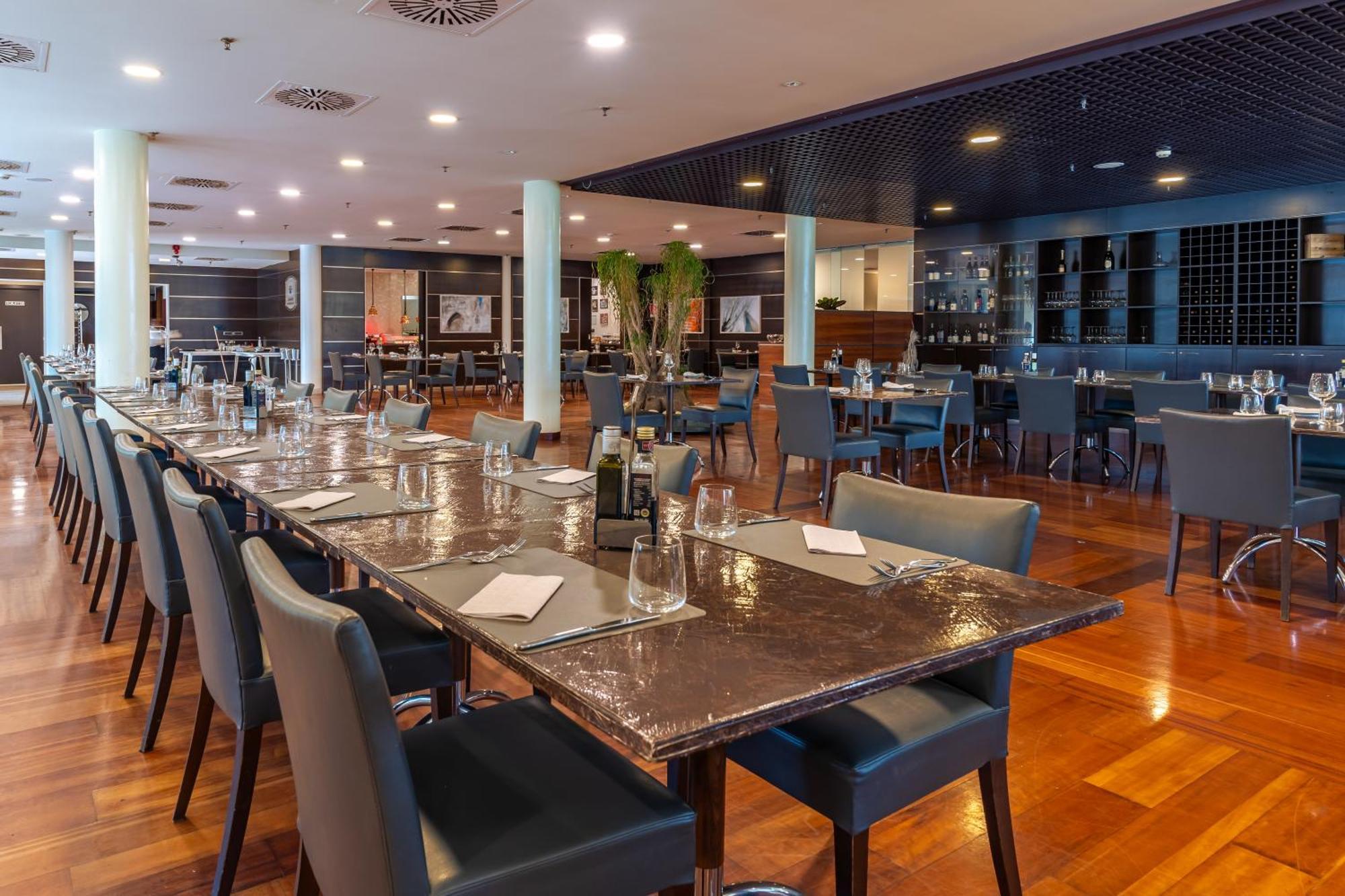 Mercure Leonardo Da Vinci Rome Airport Fiumicino Exterior photo